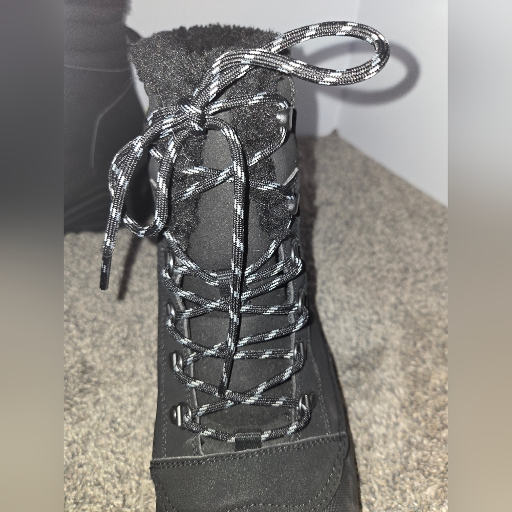 Black Thermolite Insulated Waterproof Winter Snow Boots Lace Up, Size 10, New - Picture 6 of 13